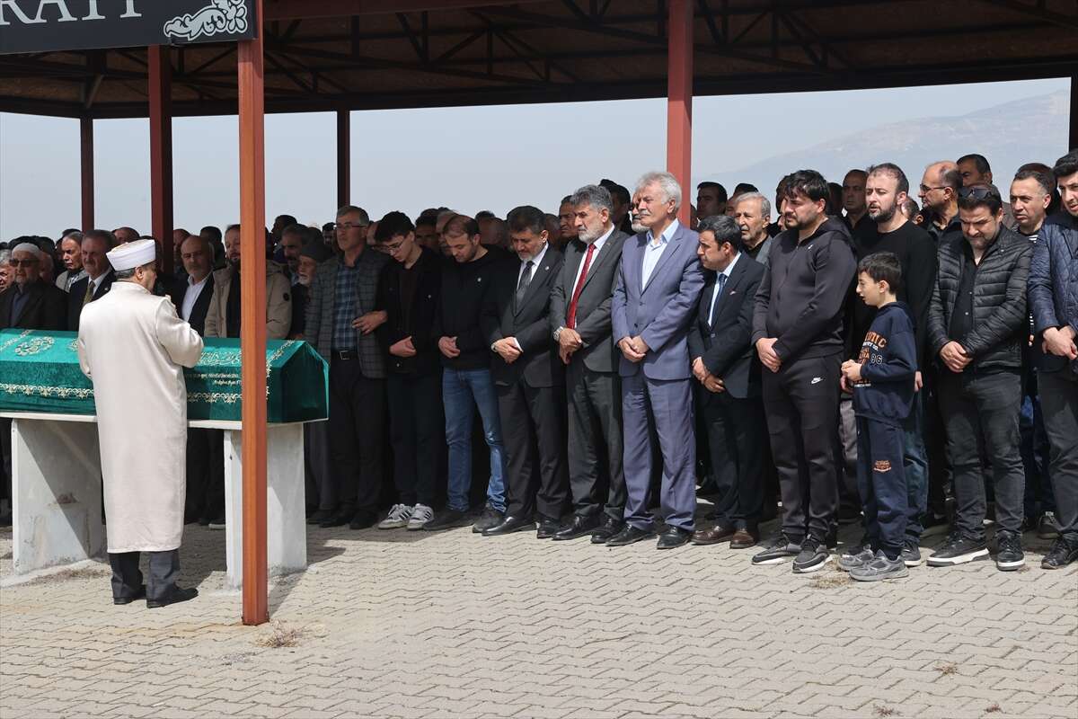 Okul saldırısı kurbanı Yusuf Tarık Gül’e acı veda 13